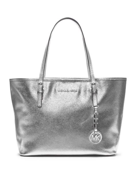 michael kors jet set travel tasche silber|Jet Set Travel Extra.